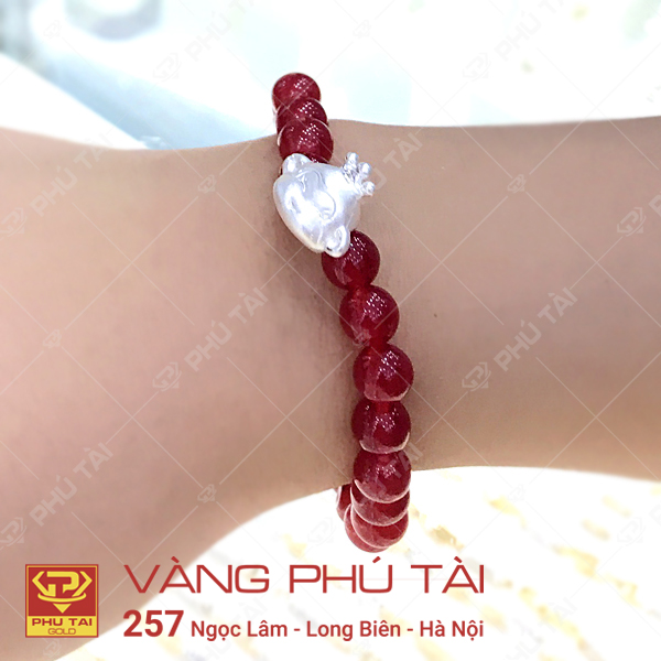 Charm đá phong thủy