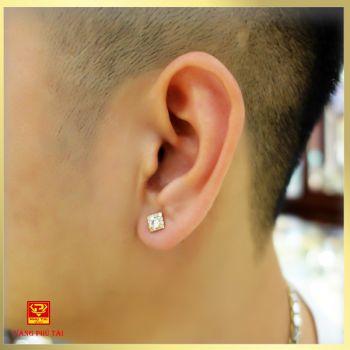 Khuyên tai nam