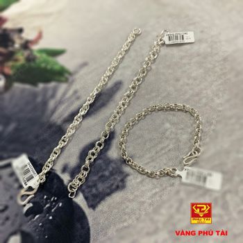 Lắc bạc trẻ em