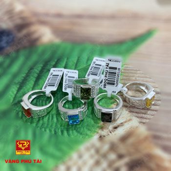 Nhẫn bạc trẻ em